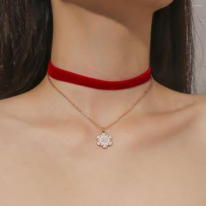 Choker Winter Fashion Christmas Jewelry Cartoon Snowflake Neck Chain Soft Velvet Necklace For Women Aesthetic Charm Xmas Gift