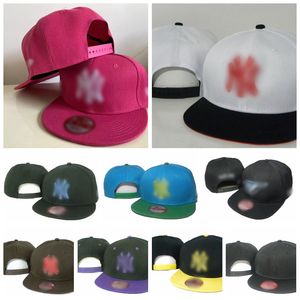 Moda Aksesuarları Yeni 2023 Çapraz Çiçek Tasarımcı Caps Beyzbol Kalpleri Erkekler Snapbacks Mavi Siyah Kadın Şapkalar Yüksek Kaliteli Marka Cap 23SS Chrome Unisex Outdoor