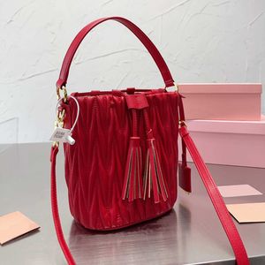 Tasarımcı Kovalar Çantalar Kırmızı Drawstring Kadınlar için Luxurys Mini Çanta Deri Deri Omuz Çantaları Katı Crossbody Çantalar Kadın Çanta Cüzdan