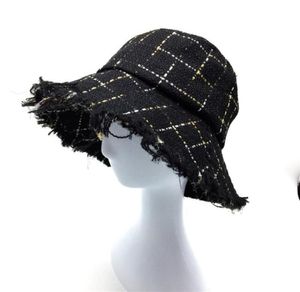 Mulheres xadrez tweed balde chapéu com ouro e prata lurex senhoras meninas preto verifica chapéus bordas cruas feminino inverno quente aba larga 8818753