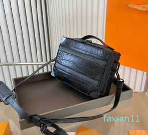 Czarne i ciemnoniebieskie ciało popularne Tote Classic Personality Box Crossbody Portable Crossbody Bag