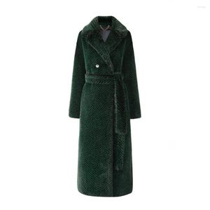 Women's Fur 2023: s Slim Winter Coat Faux Flower och Mink Lady's Long Midje-kramning