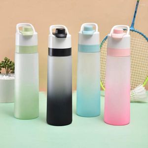 Su Şişeleri 700ml Sprey Şişe Büyük Kapasiteli Taşınabilir Spor Jug Sevimli İçme Plastik BPA Bedava İçecek