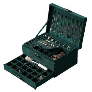 Pudełka biżuterii 3 -warstwowe vintage Jewlery Box Organizator i opakowanie biżuteria do pierścieni do pierścieni Naszyjnik z miękką aksamitną podszewką 230926