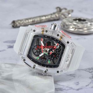 メンズウォッチラグジュアリーデザイナースポーツウォッチファッション透明なケース44mmクロノグラフ腕時計シリコンストラップクォーツメンズClock245Q
