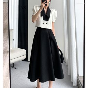 Kvinnors T -skjortor franska eleganta tvådelar uppsättningar vintage office lady puff hylsa vit gröda topp en linje svart midi kjolar kostym retro sommar