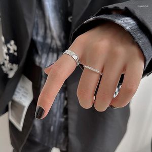 Cluster Rings Punk Hip Hop Style Oregelbundet sockerpapper Justerbar textur Bump Tide Ring för Girl Women Cool Gift