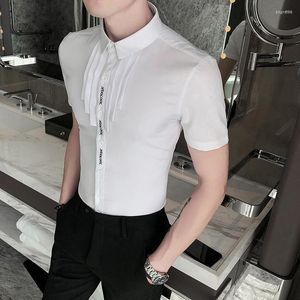 Camisas casuais masculinas British Style Men Shirt Plus Size Moda 2023 Verão Manga curta Mens Slim Fit Streetwear Club Tuxedo 5xl