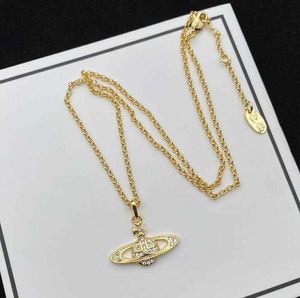 Pendanthalsband designer brev vivian chokers lyxiga kvinnor mode smycken metall pärlhalsband cjeweler westwood9+96