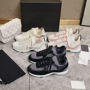 Designerskor kvinna sneaker stickade sneakers mocka tränare elastisk metallisk läder sko vintage lyx klassisk mesh kalvskinn tyg laminerade tränare