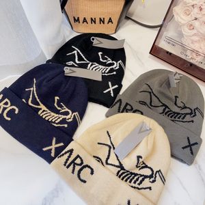 Beanie / Skull Caps Designer Inverno Quente Beanie Mulheres Malha Moda Proteção de Orelha À Prova de Vento Chapéu Clássico Lazer Viagem