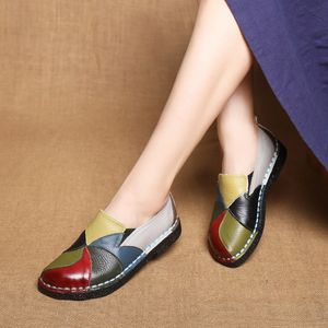 Klänningskor loafers kvinnor lägenheter våren pu läder blandade färger komfort damer sko slip på mode mor skor plus size zapatos de mujer 230925