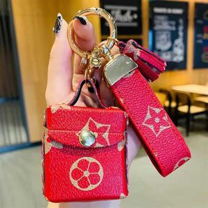 2021 Luxury Designer KeyChain Leather Key Chains Lovely Plånbok Fashion Accessories Lover Gift Handgjorda män Kvinnor Bag Pendant 259n