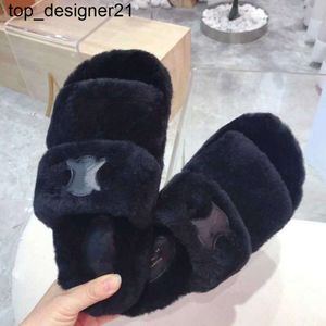 2023 warm woolen slippers women's Triomphe thick soles wear versatile fashion brand flip flops woolen womens mens slippers