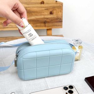 Square Silicone Makeup Bag Portable Waterproof Zero Wallet Jewelry Silicone Bag Silicone Storage Bag 230915