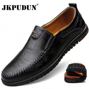 Модельные туфли из натуральной кожи, мужские элитные брендовые повседневные туфли без шнуровки, строгие лоферы, мокасины, итальянские черные мужские вождения JKPUDUN 230926