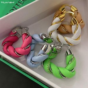 Hoop & Huggie HUANZHI 2021 Colorful Metal Leather Earrings Geometric Triangle Simple For Women Girls Party Jewelry262C