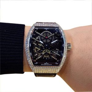 A buon mercato Nuovo Saratoge Vanguard V 45 T SQT nero quadrante scheletrato automatico orologio da uomo cassa con diamanti cinturino in caucciù in pelle Gen2650