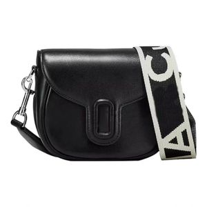 Designer bag, single shoulder bag, saddle bag, women's shoulder bag, wallet, handbag, magnetic snap closure, detachable and adjustable shoulder strap, smooth leather