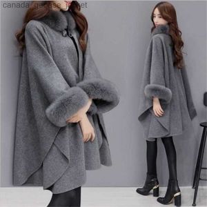 Misto lana da donna S-5XL Inverno caldo moda mantello corno fibbia poncho di lana mantelle donna pelliccia di coniglio finta maniche Dolman cappotto lungo cappa scioltoL230927