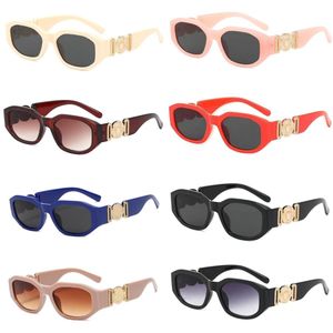 Güneş gözlükleri Gözlükler için Lüks Tasarımcı Güneş Çerçeve Erkekler Polarize Goggle Beach Kadın Moda Unisex Retro Tasarım Gölgeleri Kanıtı Koruma Lensleri Klasik