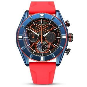 Новые спортивные мужские мужские часы Chronograph Quartz Movements Watch для мужчин кожаные спортивные гонки F1 Man Man.