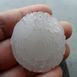 Natural um bens xinjiang um jade branco afeganistão jade branco tai chi fofoca pingente de dragão inteiro185u