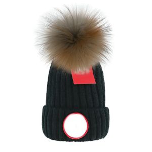 2023 Tasarımcı Kış Kapağı Örme Beanie Yün Şapka Erkekler Kadın Tıknaz Örgü Kalın Sıcak Sahte Kürk Pom Beanies Şapkalar Kadın Bonnet