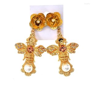 Kolczyki Dangle Est Pearl Cross Baroque Retro Earring European Fashion Wysoka długa kropla Kobiety Vintage Biżuteria