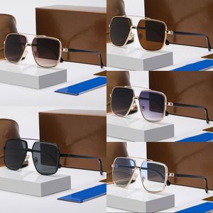 Occhiali da sole da uomo con montatura in metallo occhiali da sole firmati parti placcate in oro quadrato nero sonnenbrille protezione UVB occhiali polarizzati moda aaaaa PJ084 C23