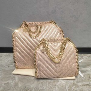 Mirror Quality Suede Designer väskor Kvinnors lyxiga tygväska Fashion Woven Chain Shoulder Crossbody Bag Light Luxury V-Grid Shopping Bag 230915