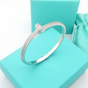 Projektant Bransoletka Jewlery Męskie złoto urok Men Bracelets Bangle Bijoux Braclet Diamond Banles Womens T Otwarcie skórzana biżuteria z pudełkiem prezentowym 070p#