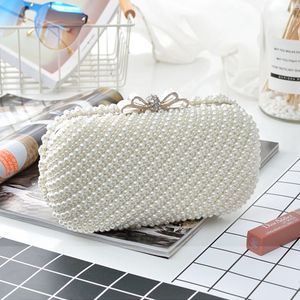 Sacos de noite Europeus Americanos Venda Doce Senhoras Meninas Mulheres Pearl Clutch Bag Elegante Festa Noite 230926