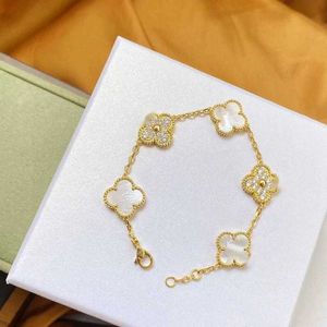 4/four Cleef Leaf Clover Charm 6 Colors Bracelets Bangle Chain 18k Gold Shell Mother-of-pearl for Women Girl Wedding Jewelry Wholesalee