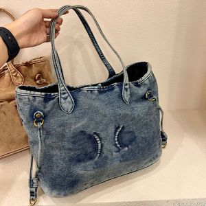 Washing Denim Tote Bag Shopping Bag Shoulder Bag Vintage Bag Women Handbag Large Capacity Embroidery Purse Casual Designer Totes Bags Making Old Hardware 3 Colours