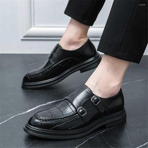 Scarpe eleganti da ufficio antiscivolo da ginnastica di lusso 2023 per uomo Sneakers Sport avanzate di fascia alta