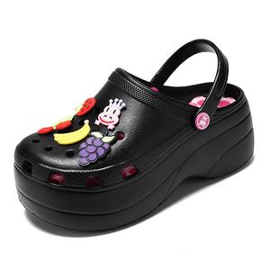 Pantofole Dolce Stile Adorabile Ragazza Zoccoli Scarpe da spiaggia all'aperto Sandali da donna Piattaforma Tacchi da donna Scarpe casual con rialzo di altezza Estate 230927