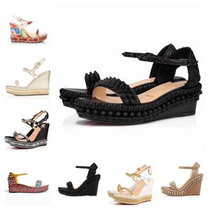 새로운 여성 하이힐 디자이너 힐 웨지 피라 클로 스터드 Madmonica Espadrille Wedges 플랫폼 검투사 샌들 레드 바닥 웨지 샌들 스파이크 리벳 박스