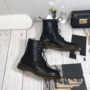 Designers dupe läderstövlar kvinnor kohude läder ankel boot mode plattform chunky häl slips remmar stövlar originallåda