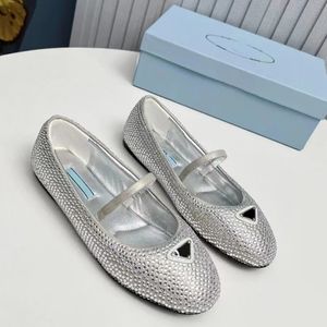 10a Tasarımcı Ayakkabı Kadın Düz Marys Jane Elbise Ayakkabı Balerins Lüks Orijinal Deri Bale Düz Ayakkabı Üçgen Rhinestone Slip-On Loafers Sıradan Ayakkabı Sandals