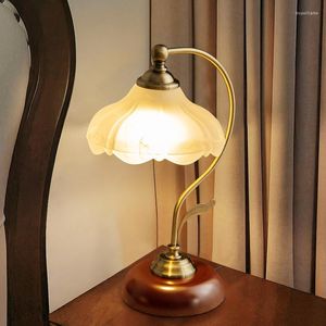 Table Lamps Retro Decorative Lamp Study Bedroom Bedside American Simple Creative Fashion