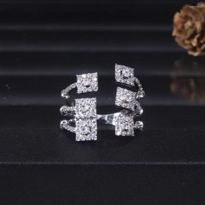 Wedding Rings Luxury Crossover Design Bold Statement With Zirconia Stones Women Engagement Party Jewelry High Quality J J2065