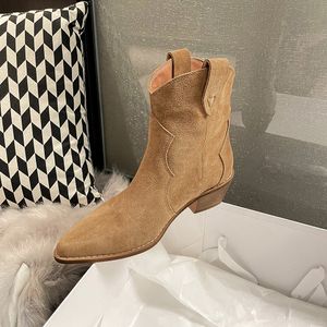 Buty Western Boots for Women Cow Suede Specjowane palce klinowe Med Koktajl Postawa swoboda kowbojska kobieta 230926