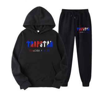 Tuta TRAPSTAR Marchio stampato Abbigliamento sportivo Uomo 16 colori Caldi Due pezzi Set Felpa con cappuccio allentata Pantaloni da jogging Tuta casual Movimento corrente 991ess