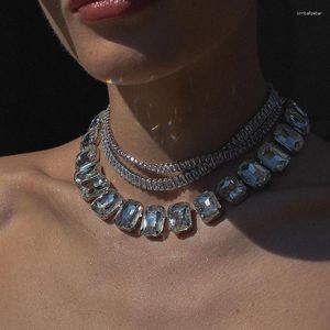 Choker White Crystal Luxury Designer Halsband för kvinnor Fashion Geometric Rectangle Cube smycken Tillbehör