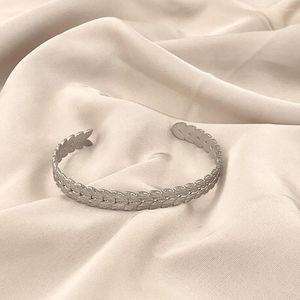 Bracciale rigido da donna, elegante e chic, in acciaio inossidabile, colore oro aperto, gioielli argentati, regalo per la famiglia