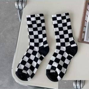 Gaiters Stockings Tube Checked Fashion Socks Checkerboard Women S Cotton Medium Black And White Drop Delivery Shoes Accessories Spec Dhkab