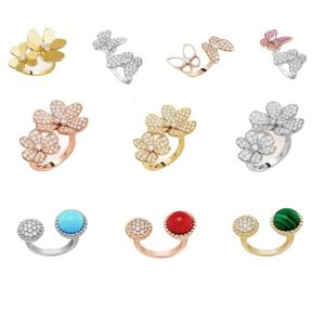 Anéis Van-Clef Arpes Designer Luxo Moda Feminina Seiko Edição Cavalo Olho Borboleta Anel Aberto Sorte Quatro Folhas Grama Branca Fritillaria Duplo Anel de Diamante Completo