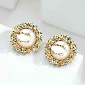 Fashion Women Geometric Pearl Stud Earrings Designer Brand Letter Crystal Rhinestone Earring Plated Gold Jewelry Women Wedding Party Gift