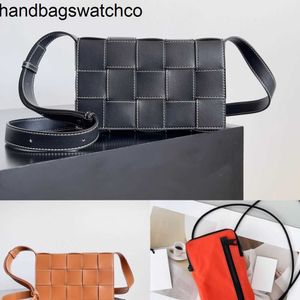 Luxury Cassette BottegassVenetas Woven 7A Genuine Leather Factory direct wholesale Baodie family mens and womens New car stitching mobile phone counter quality
